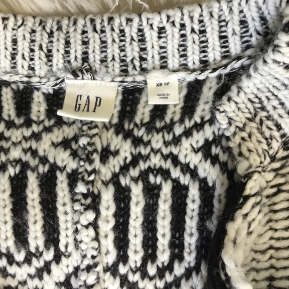 Gap XS Black & White Fringe Open Front Sweater - Picture 3 of 8